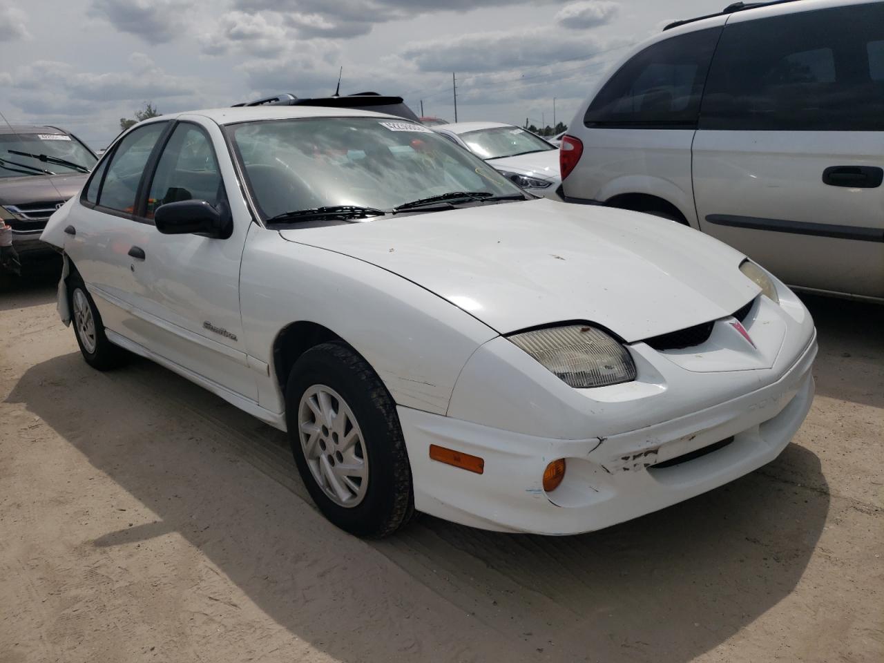 PONTIAC SUNFIRE SE 2000 with VIN 3G2JB5245YS104522 - Photo from auction