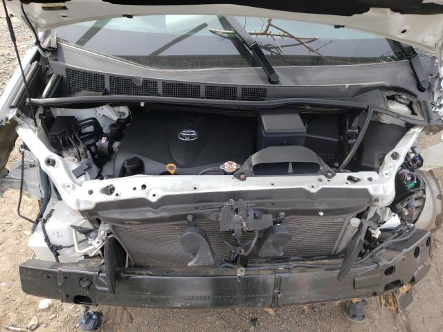 Photo 7 from auction – 2017 TOYOTA SIENNA XLE with VIN 5TDYZ3DC2HS791798