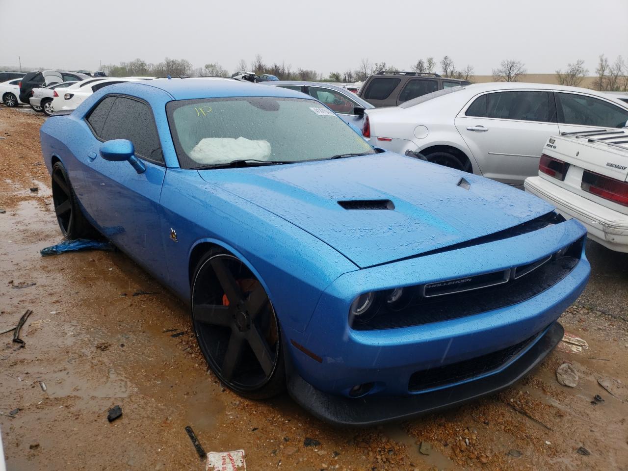 DODGE CHALLENGER 2015 with VIN 2C3CDZFJ1FH868619 - Photo from auction