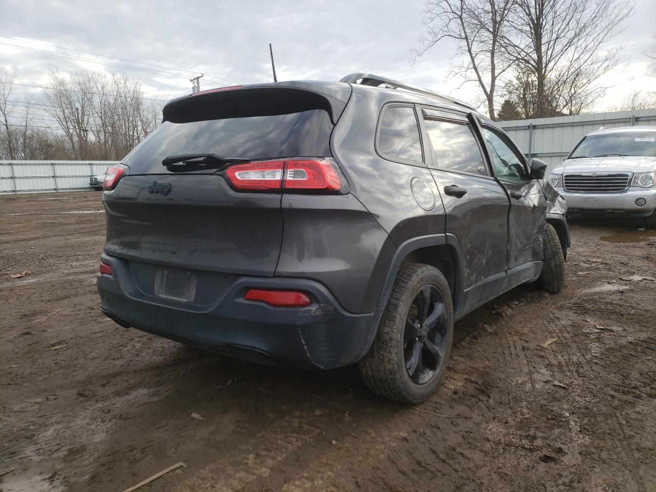 Photo 4 from auction – 2017 JEEP CHEROKEE S with VIN 1C4PJLAB6HW643961