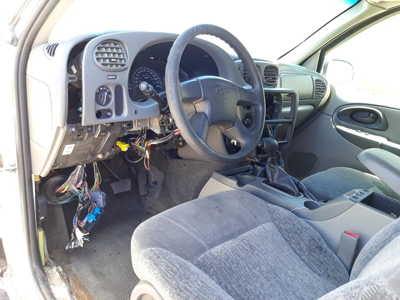 Photo 9 from auction – 2003 CHEVROLET TRAILBLAZE with VIN 1GNDT13S632114967