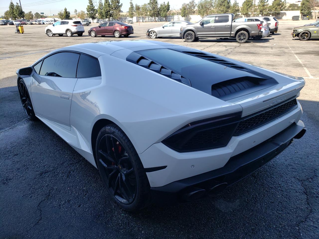 Photo 3 from auction – 2017 LAMBORGHINI HURACAN with VIN ZHWUC2ZF9HLA07125
