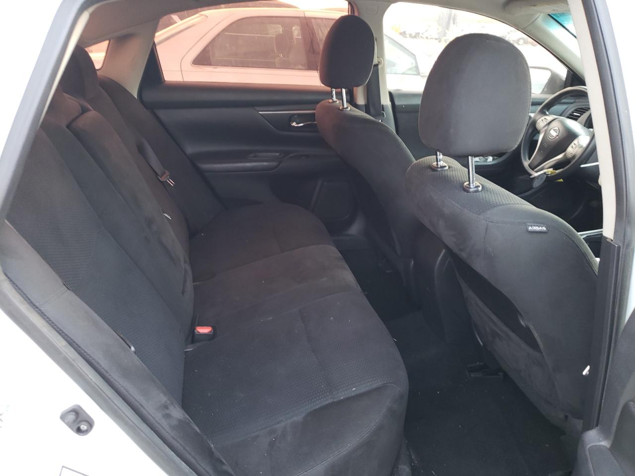 Photo 6 from auction – 2015 NISSAN ALTIMA 2.5 with VIN 1N4AL3AP4FC250573