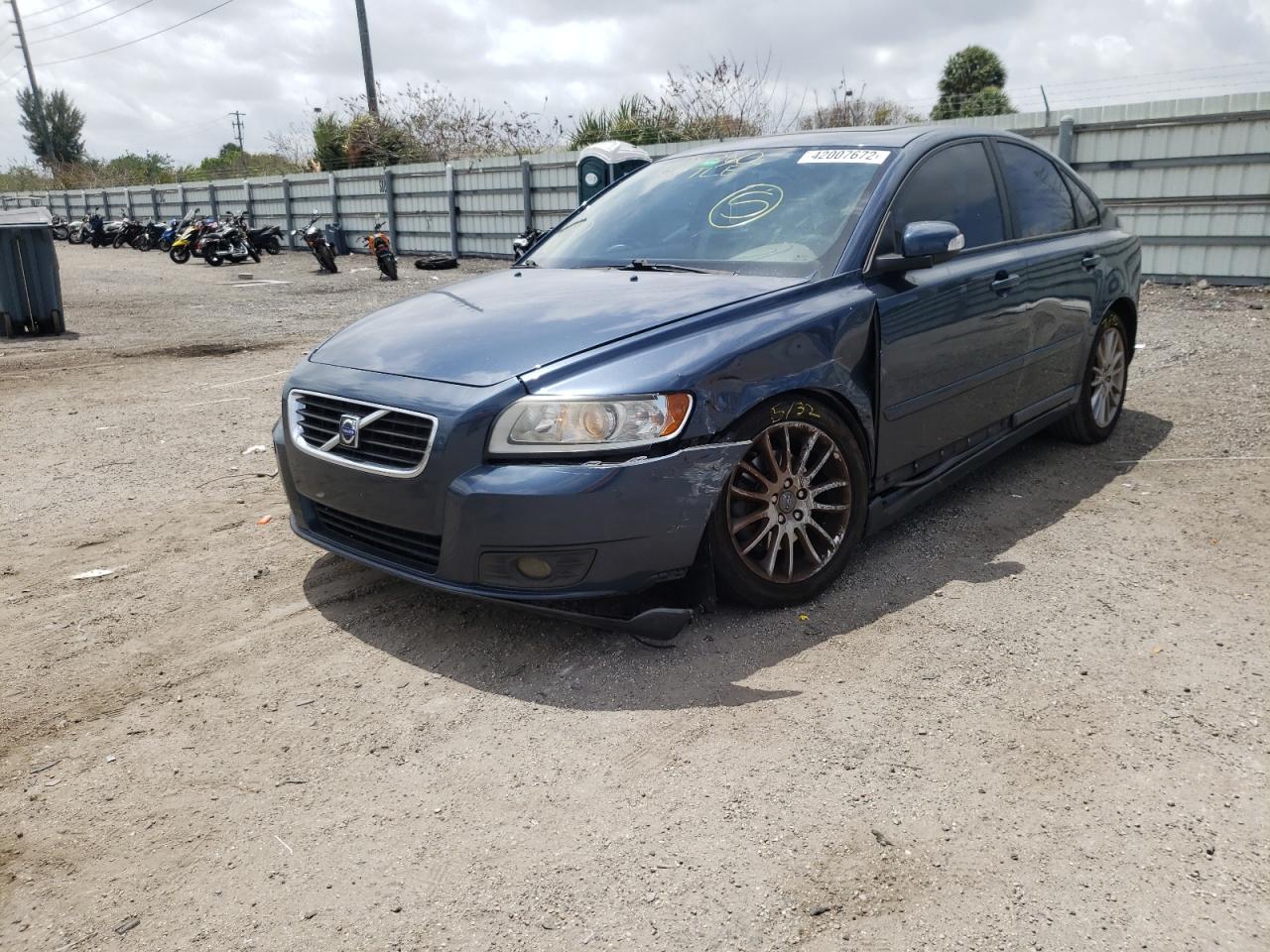 Photo 2 from auction – 2009 VOLVO S40 2.4I with VIN YV1MS382792462523