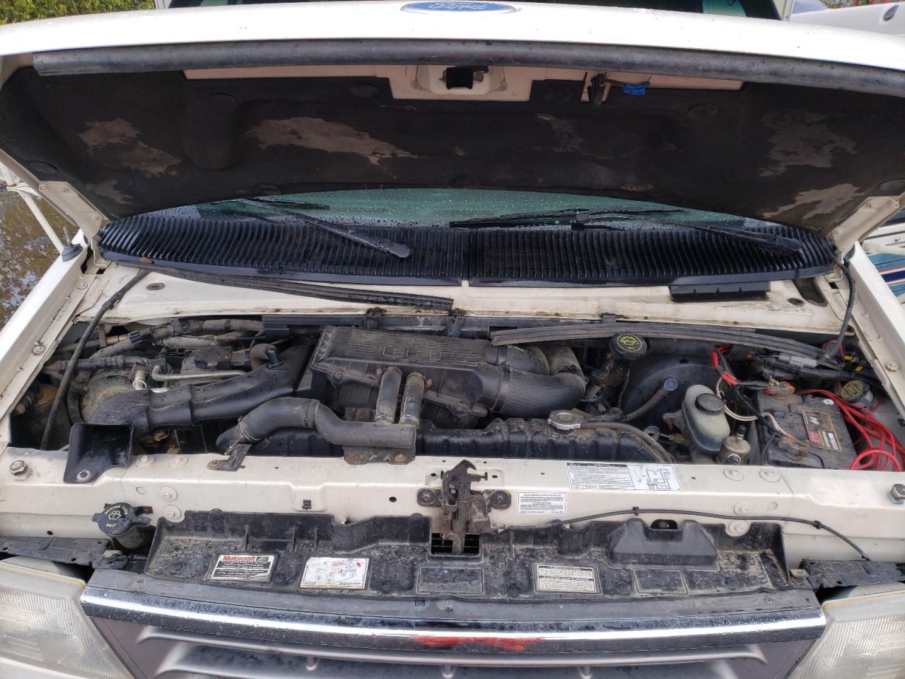 Photo 7 from auction – 1994 FORD FOURWINDS with VIN 1FDKE30G8PHB84023