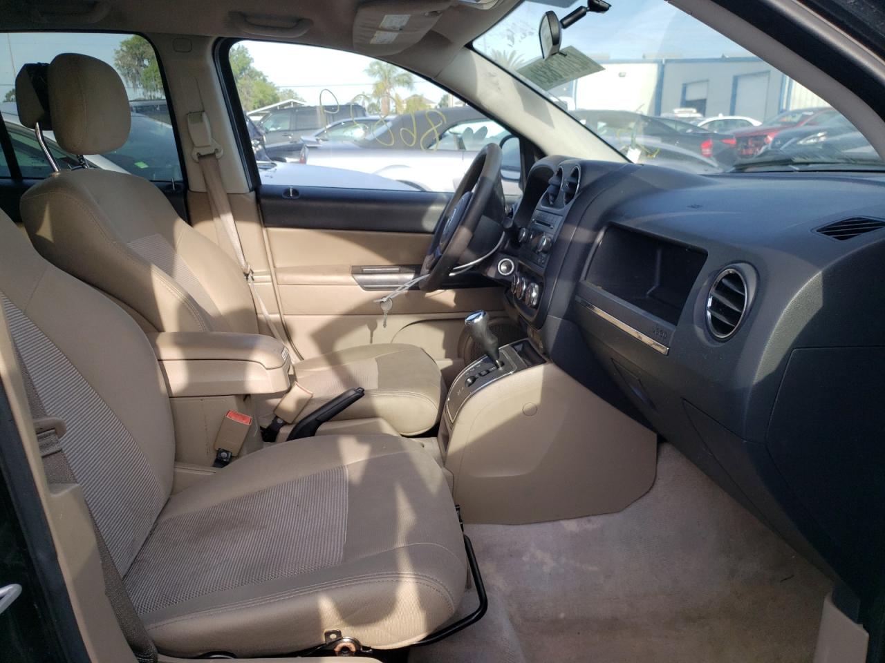 Photo 5 from auction – 2012 JEEP COMPASS SP with VIN 1C4NJCBA0CD677136