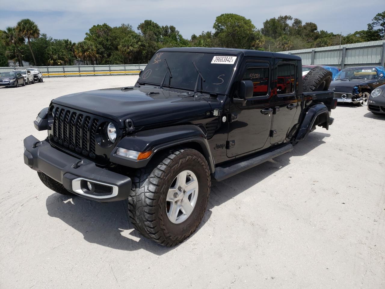 Photo 2 from auction – 2021 JEEP GLADIATOR with VIN 1C6JJTAG9ML521017