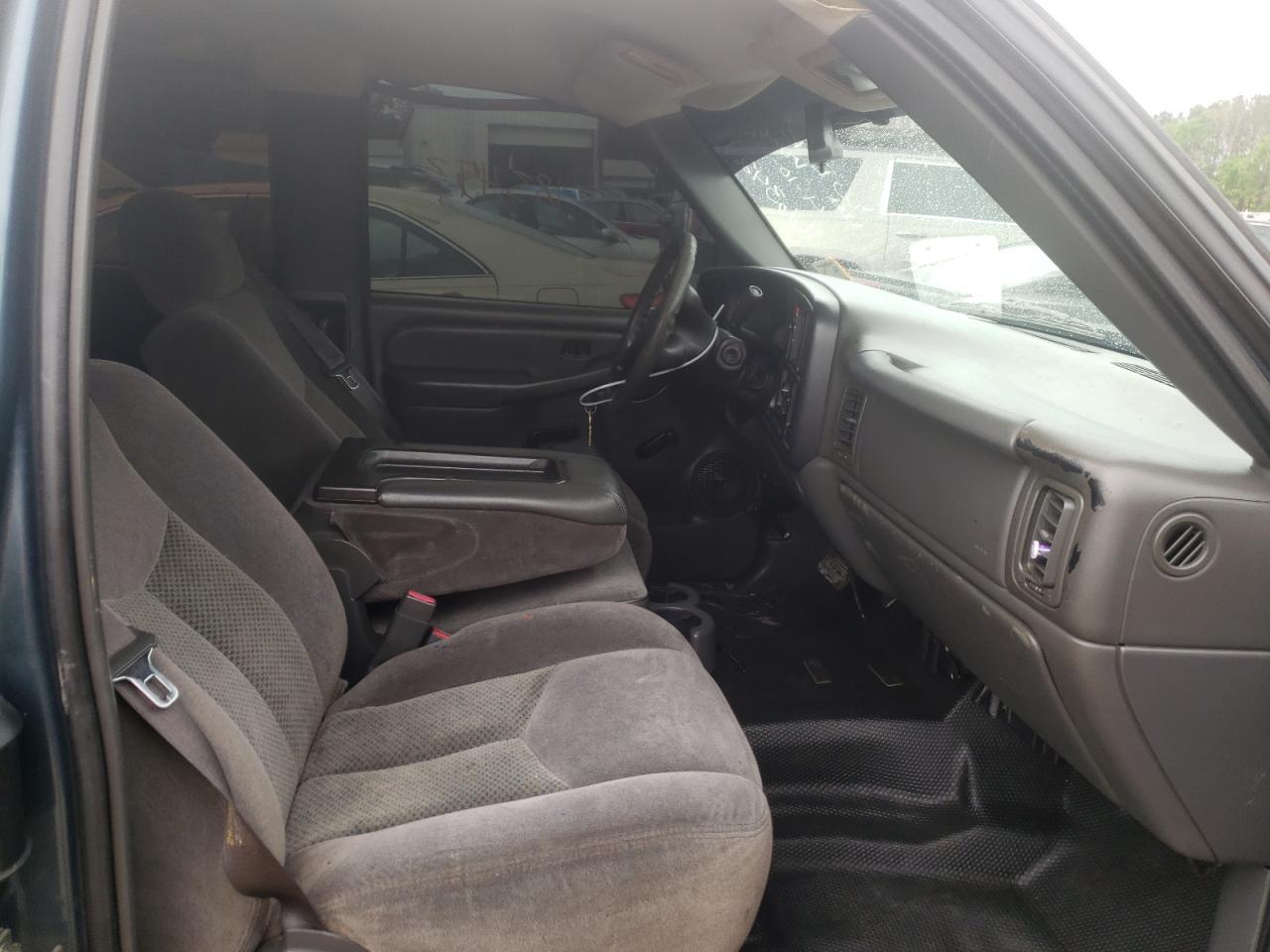 Photo 5 from auction – 2006 CHEVROLET SILVERADO with VIN 1GCEC19X16Z166342