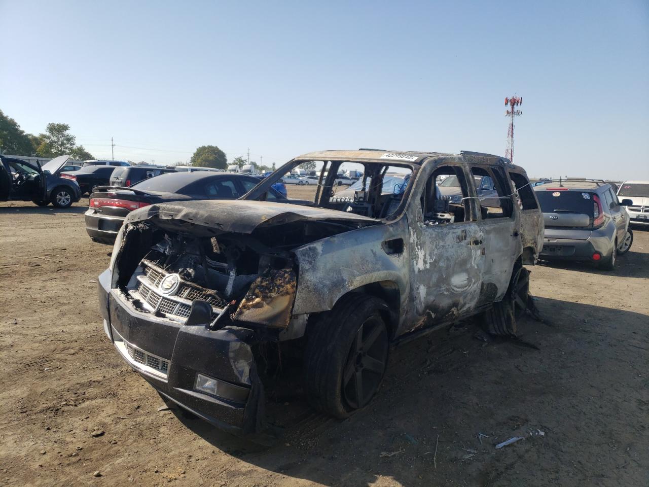 Photo 2 from auction – 2013 CADILLAC ESCALADE P with VIN 1GYS3DEF7DR263408