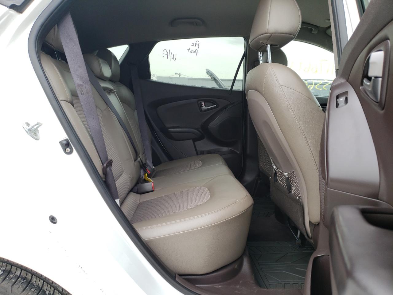 Photo 6 from auction – 2015 HYUNDAI TUCSON LIM with VIN KM8JU3AG3FU049129