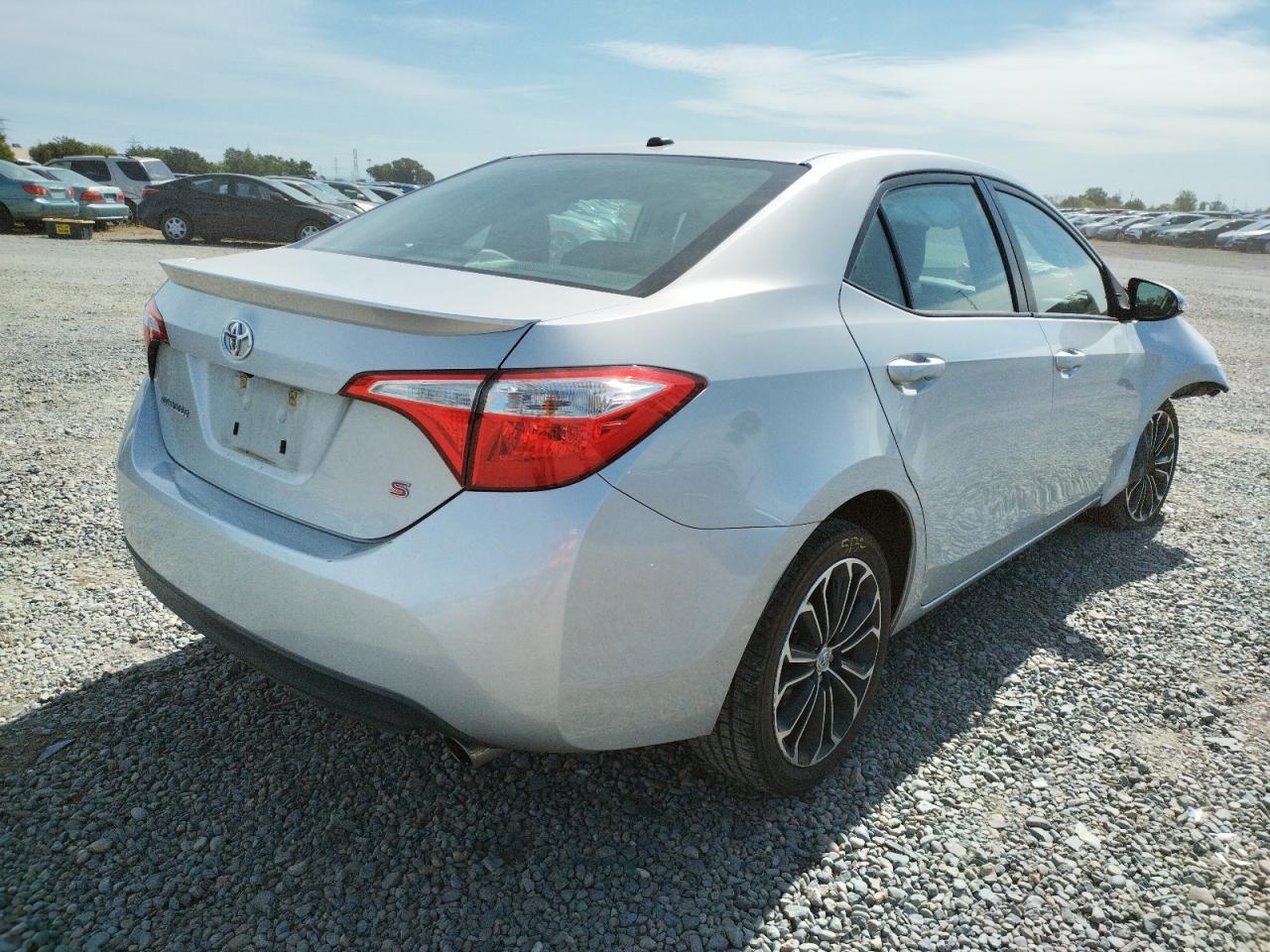Photo 4 from auction – 2015 TOYOTA COROLLA L with VIN 2T1BURHE4FC393646