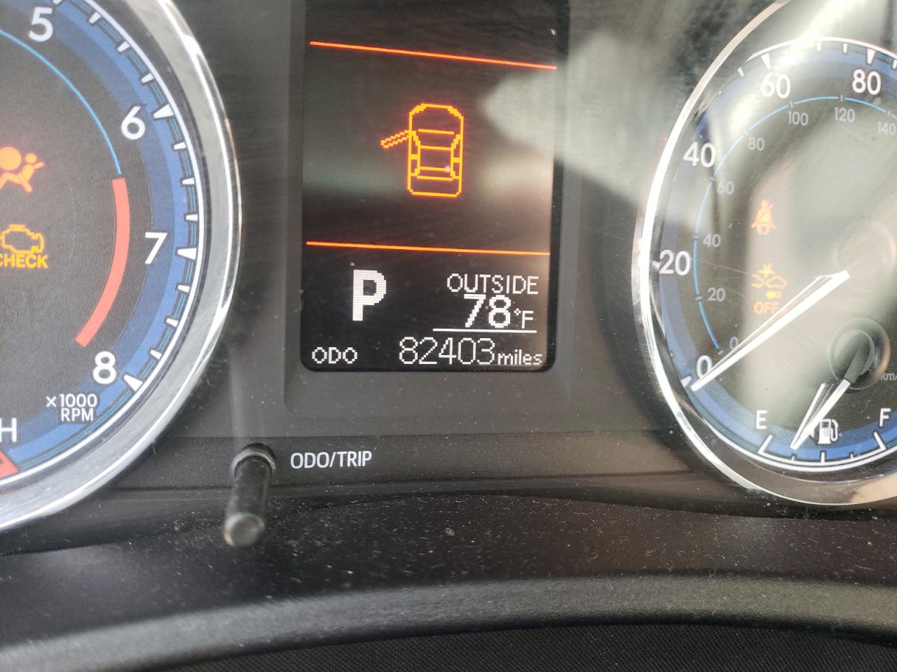 Photo 8 from auction – 2018 TOYOTA COROLLA L with VIN 2T1BURHE2JC123601
