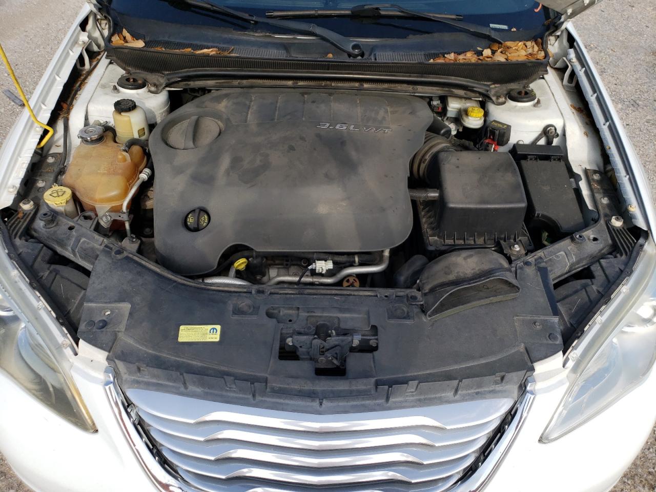 Photo 7 from auction – 2012 CHRYSLER 200 TOURIN with VIN 1C3BCBEG7CN161376