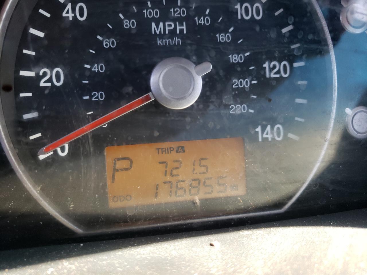 Photo 8 from auction – 2008 KIA RONDO BASE with VIN KNAFG525987175360