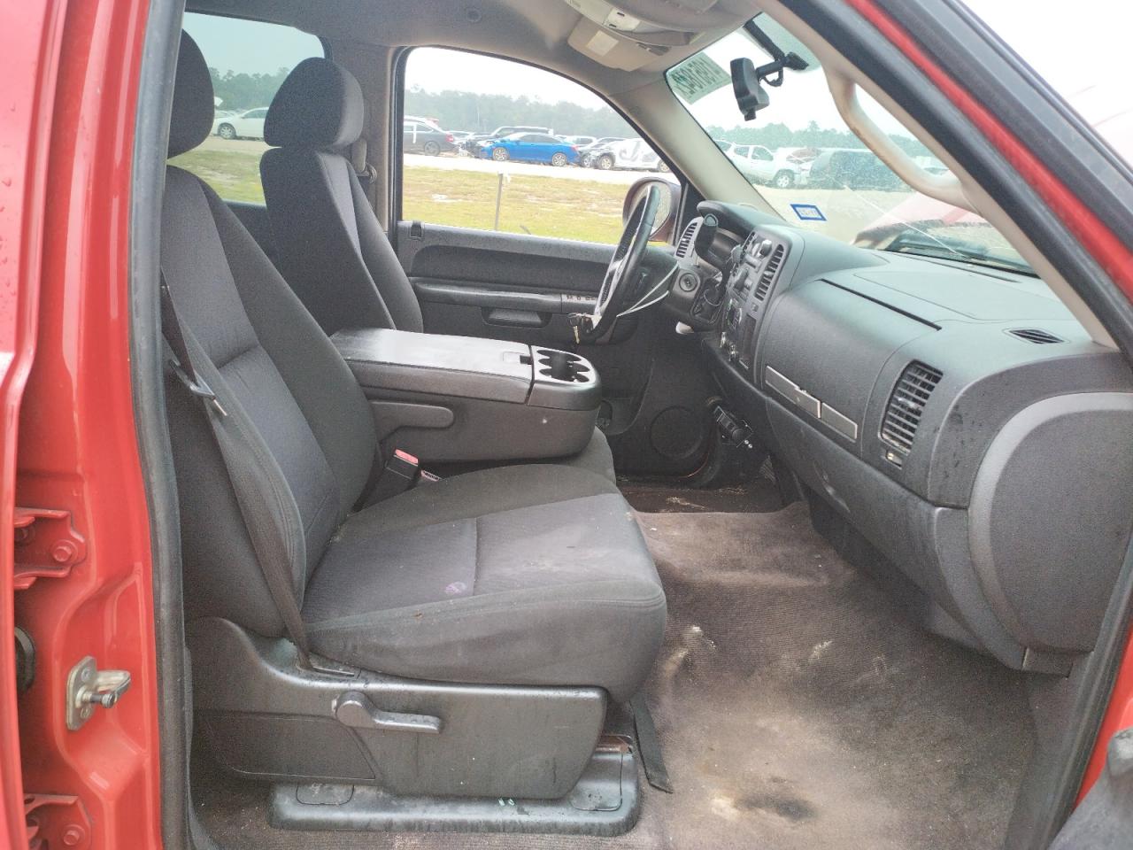 Photo 5 from auction – 2010 CHEVROLET SILVERADO with VIN 3GCRCSE08AG264065
