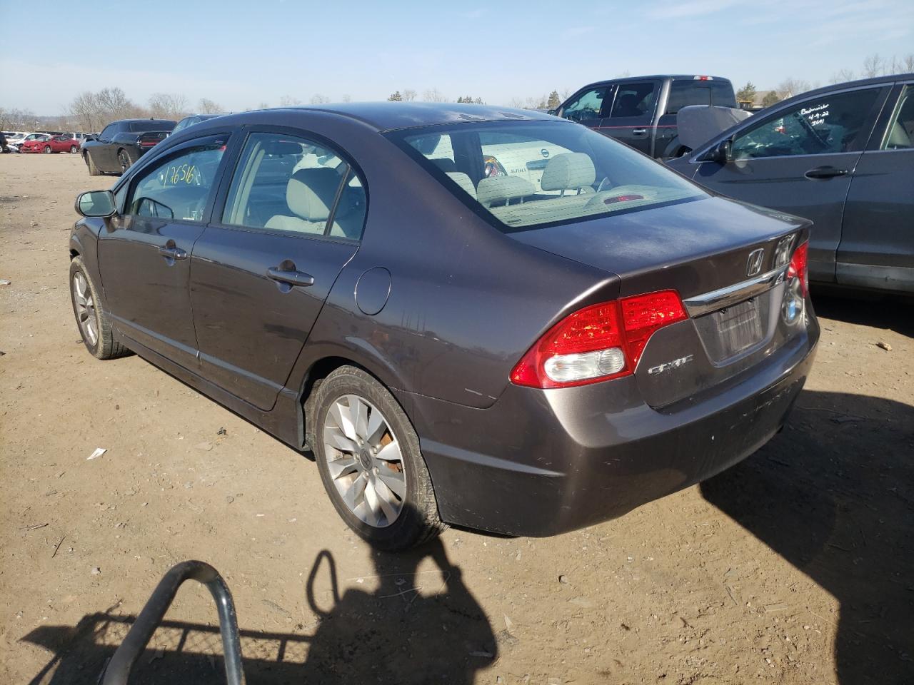 Photo 3 from auction – 2011 HONDA CIVIC EX with VIN 2HGFA1F80BH544749