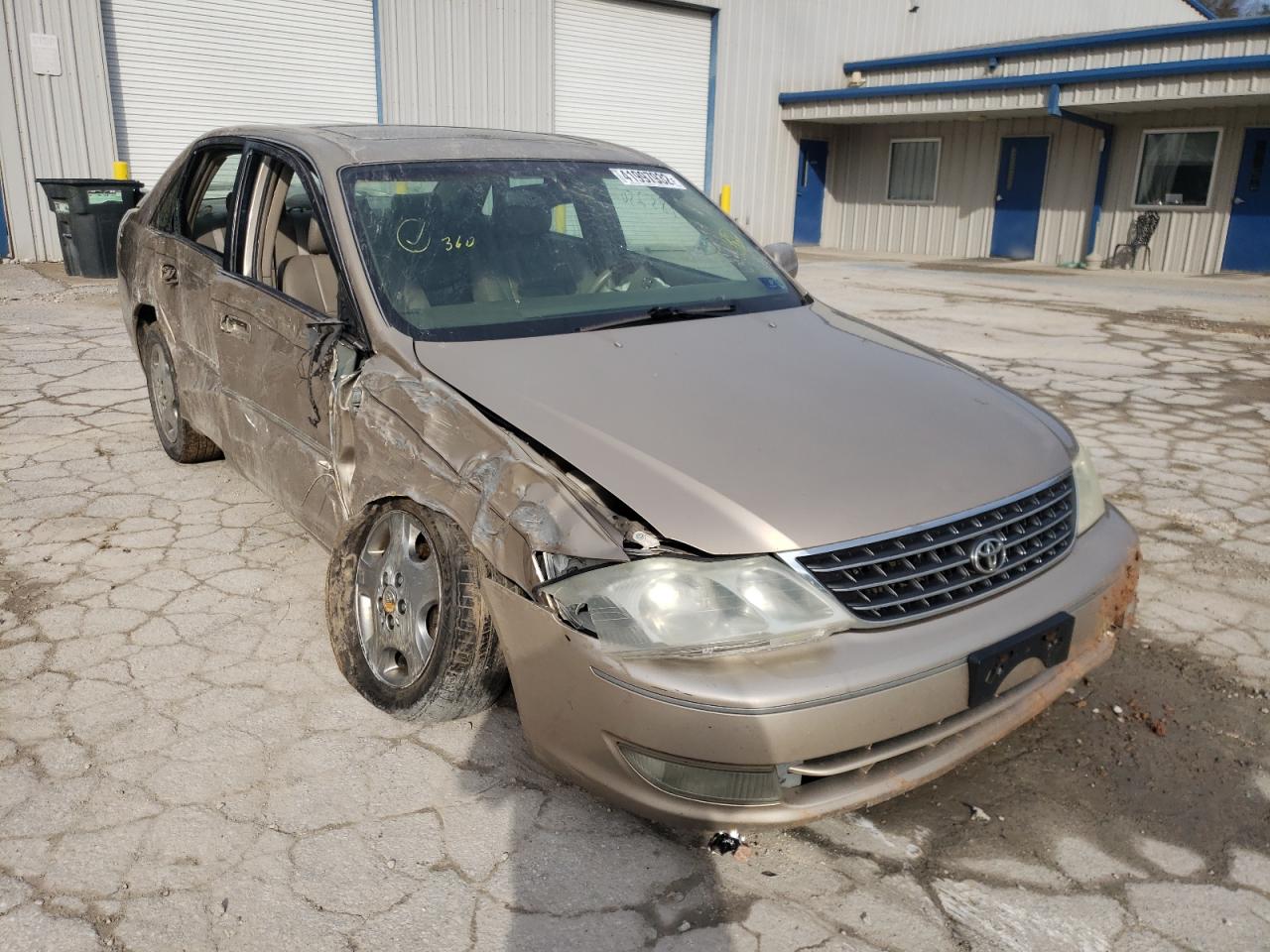 TOYOTA AVALON XL 2003 with VIN 4T1BF28B63U282825 - Photo from auction
