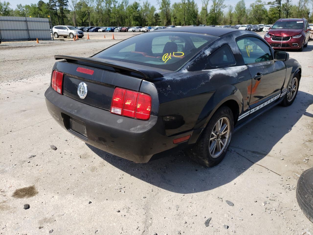Photo 4 from auction – 2005 FORD MUSTANG with VIN 1ZVHT80N855132807