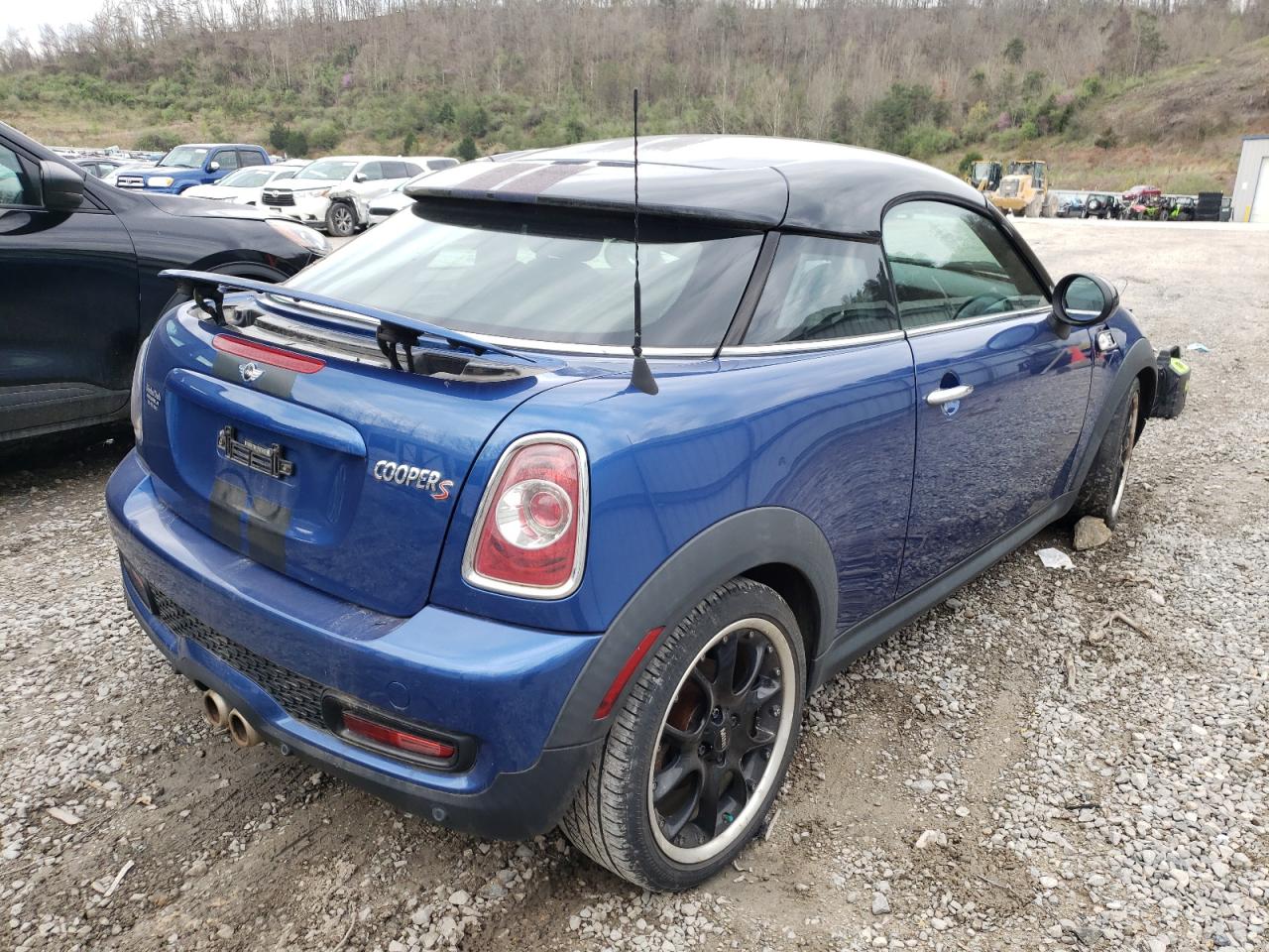 Photo 4 from auction – 2012 MINI COOPER COU with VIN WMWSX3C57CT408217