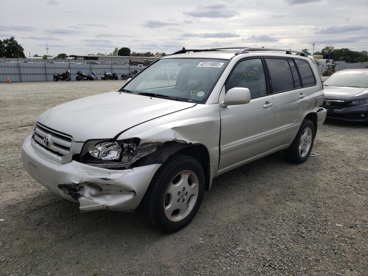 صورة رقم 2 من المزاد - 2006 TOYOTA HIGHLANDER مع VIN JTEEP21A260166416