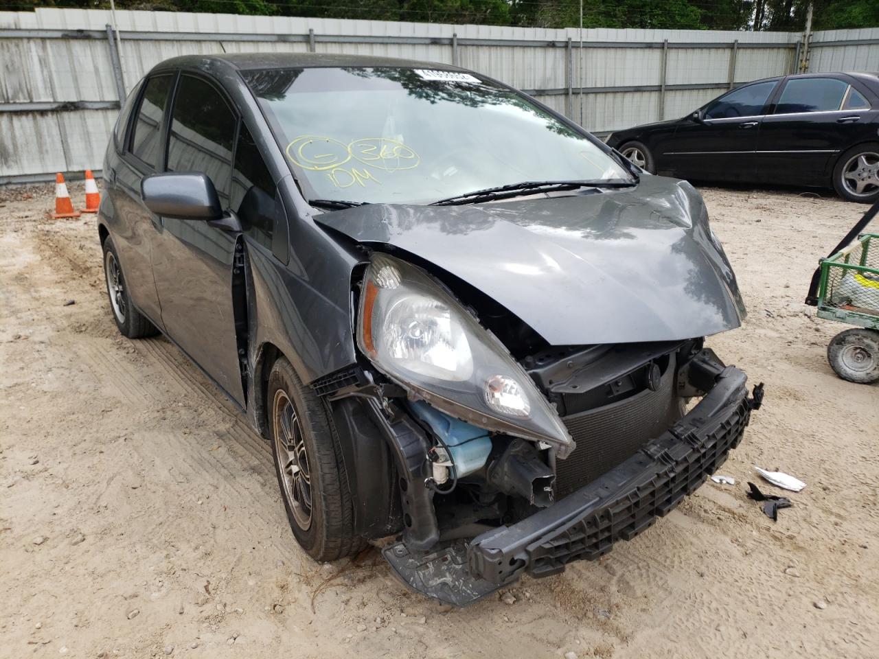 HONDA FIT 2013 with VIN JHMGE8H39DC038665 - Photo from auction