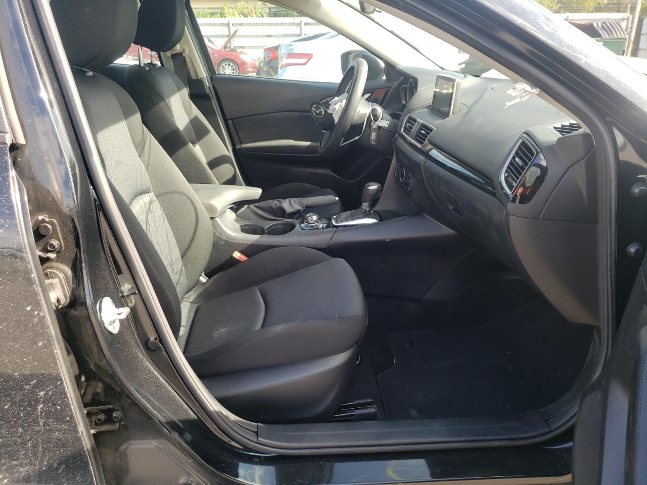 Photo 5 from auction – 2015 MAZDA 3 SPORT with VIN 3MZBM1K73FM156775