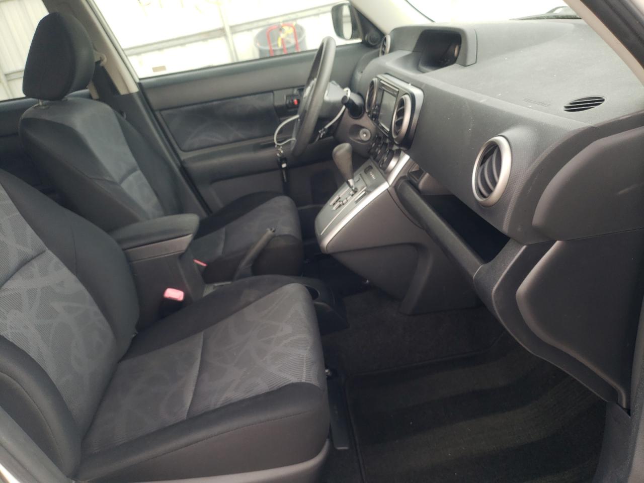 Photo 5 from auction – 2012 TOYOTA SCION XB with VIN JTLZE4FE3CJ020829