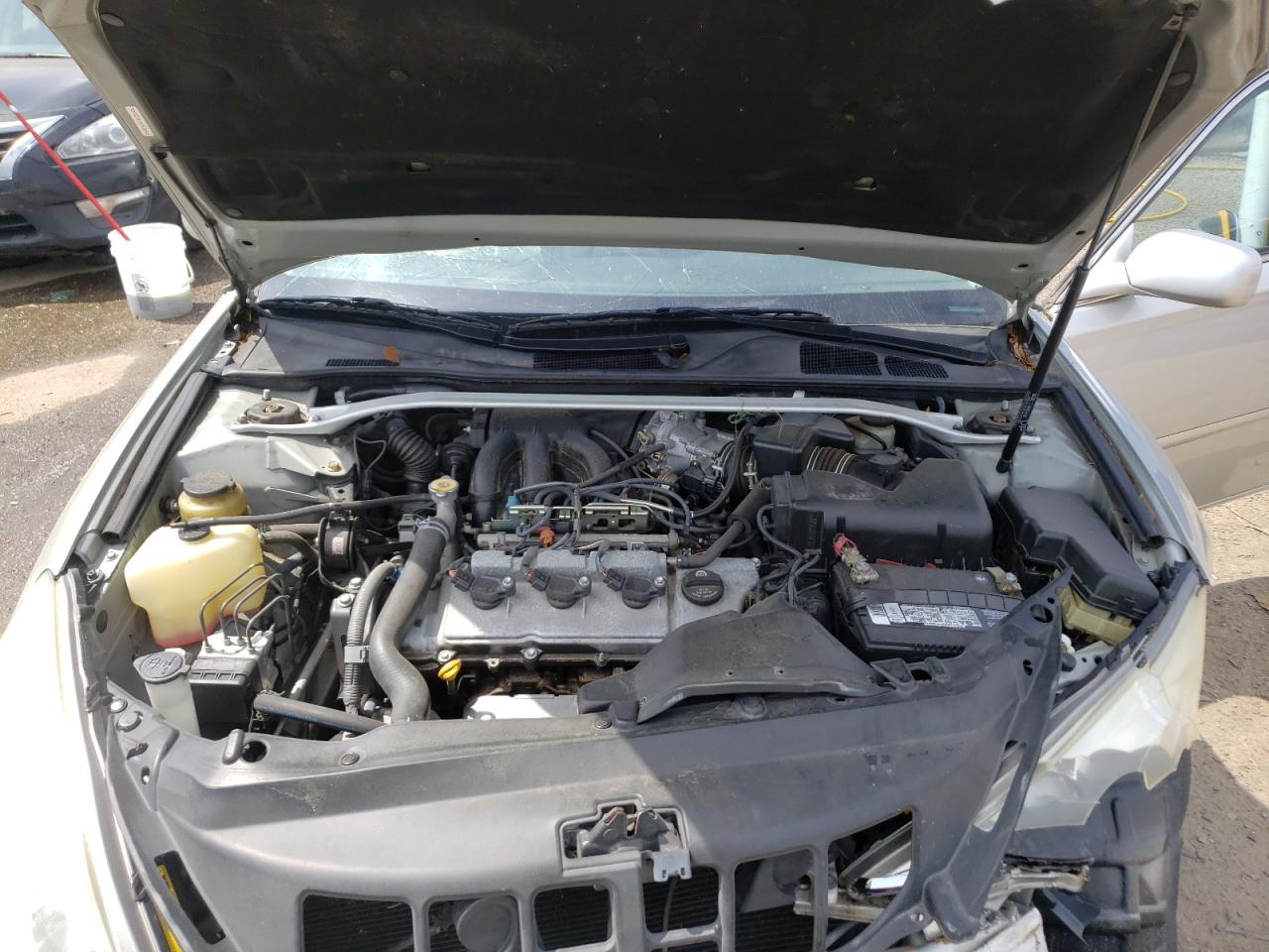 Photo 7 from auction – 2002 LEXUS ES 300 with VIN JTHBF30G525024367
