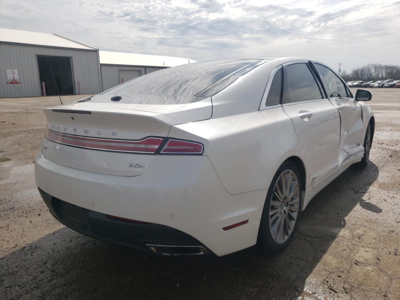 Photo 4 from auction – 2014 LINCOLN MKZ HYBRID with VIN 3LN6L2LU0ER800960
