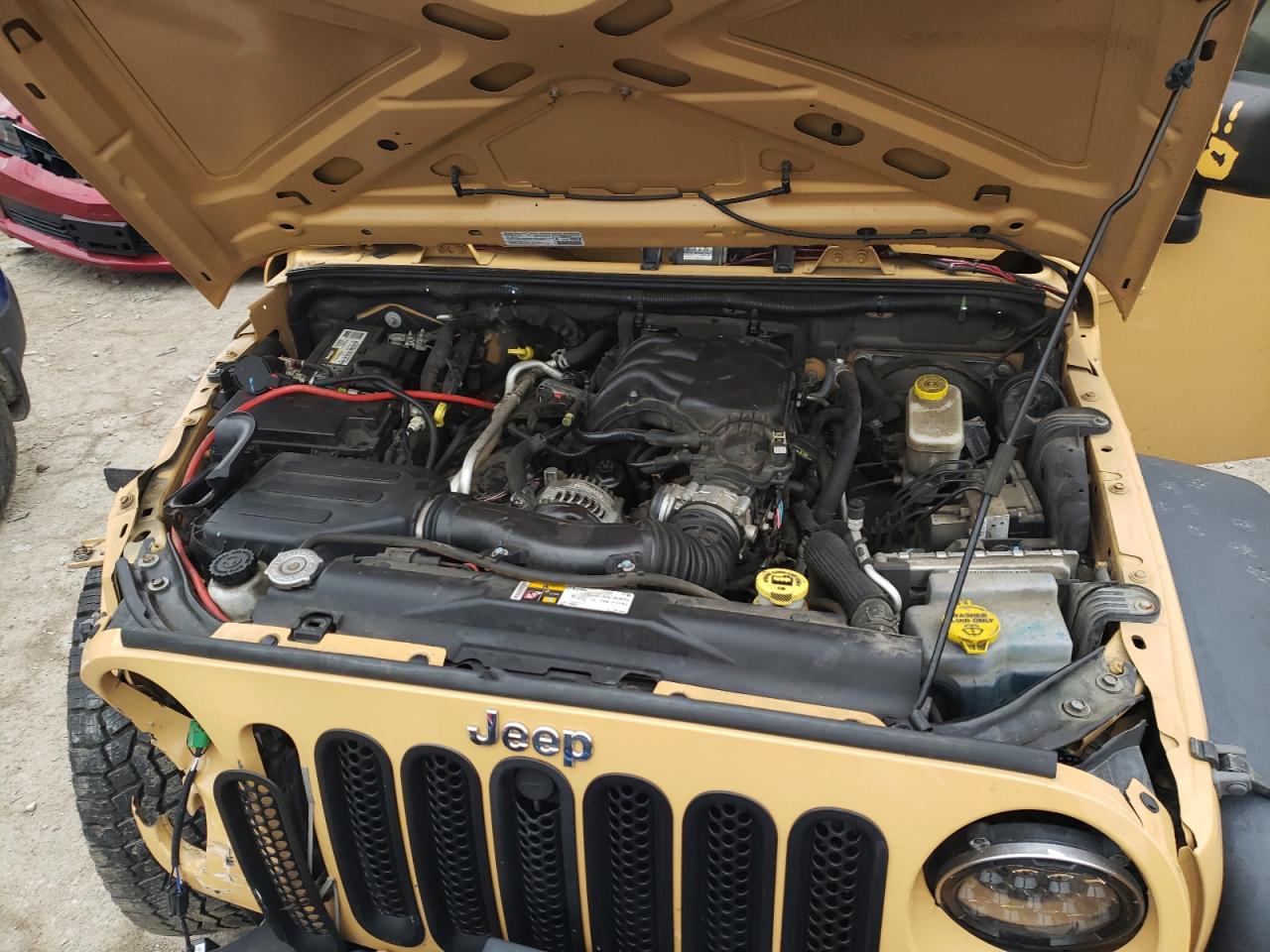 Photo 7 from auction – 2014 JEEP WRANGLER U with VIN 1C4BJWDG6EL205943