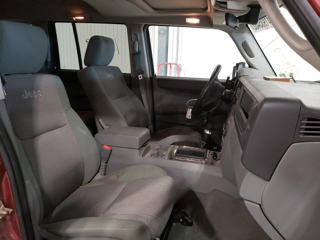 Photo 5 from auction – 2007 JEEP COMMANDER with VIN 1J8HG48KX7C633067