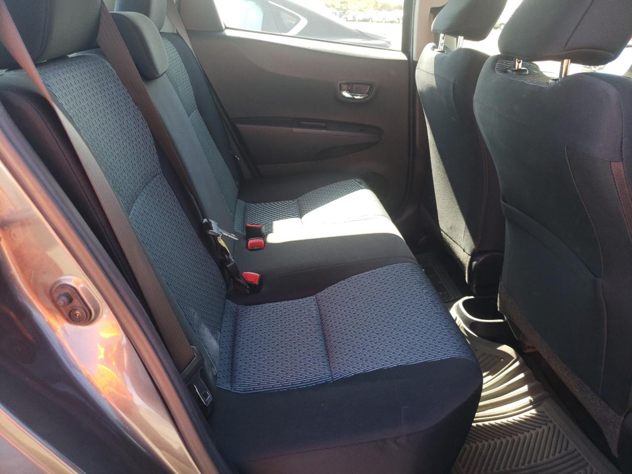 Photo 6 from auction – 2013 TOYOTA YARIS with VIN JTDKTUD31DD571474