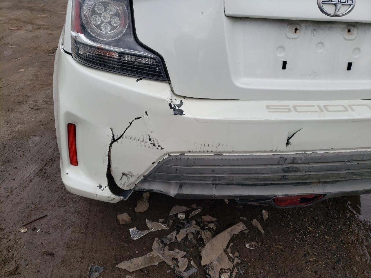 Photo 9 from auction – 2015 TOYOTA SCION TC with VIN JTKJF5C73FJ011269