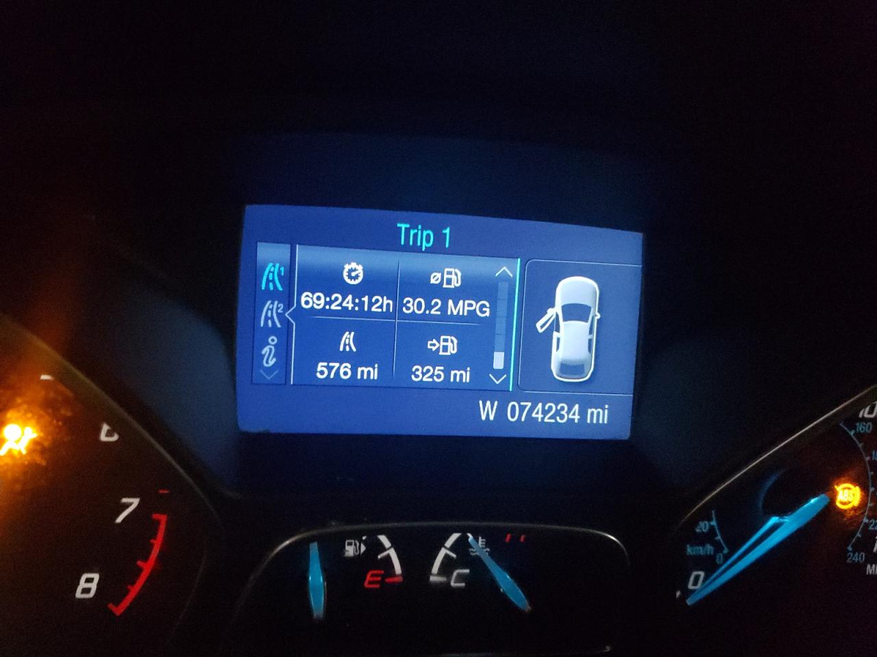Photo 8 from auction – 2014 FORD FOCUS SE with VIN 1FADP3K22EL312944