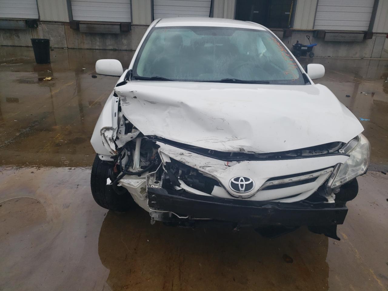 Photo 9 from auction – 2011 TOYOTA COROLLA S with VIN 2T1BU4EE8BC668565