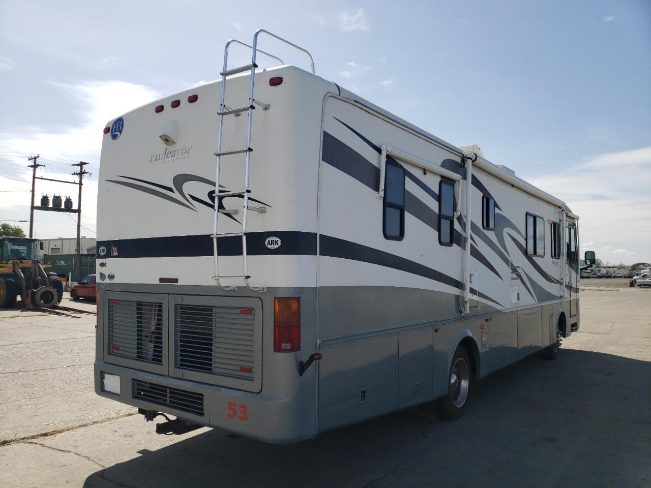 Photo 4 from auction – 2001 ROADMASTER RAIL MTRHM with VIN 1RF12041X12013337