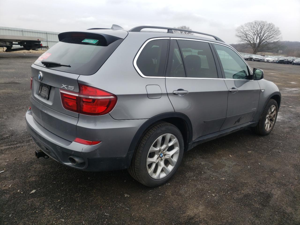 Photo 4 from auction – 2013 BMW X5 XDRIVE3 with VIN 5UXZV4C59D0E04042