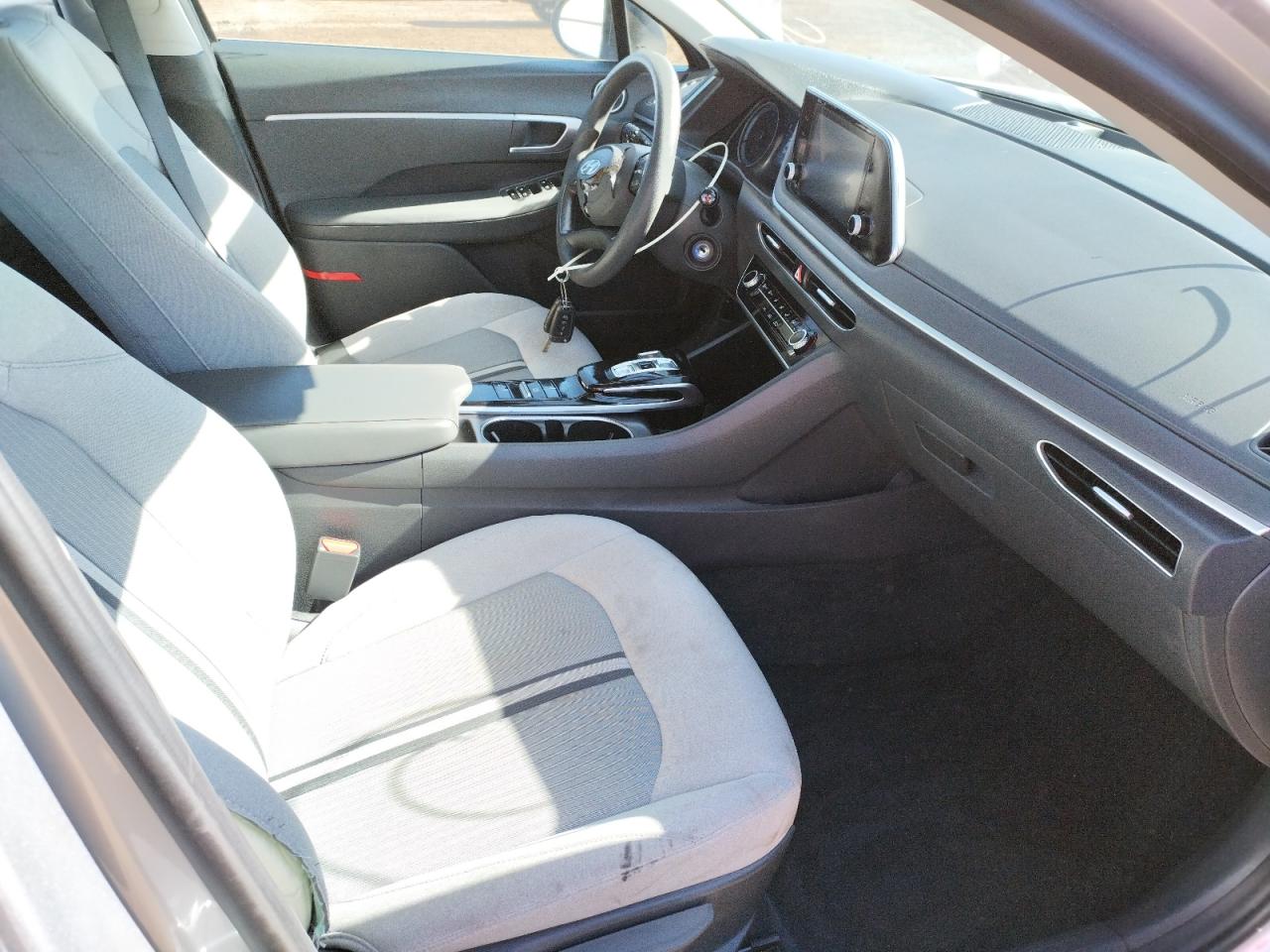 Photo 5 from auction – 2021 HYUNDAI SONATA SE with VIN 5NPEG4JA7MH069518