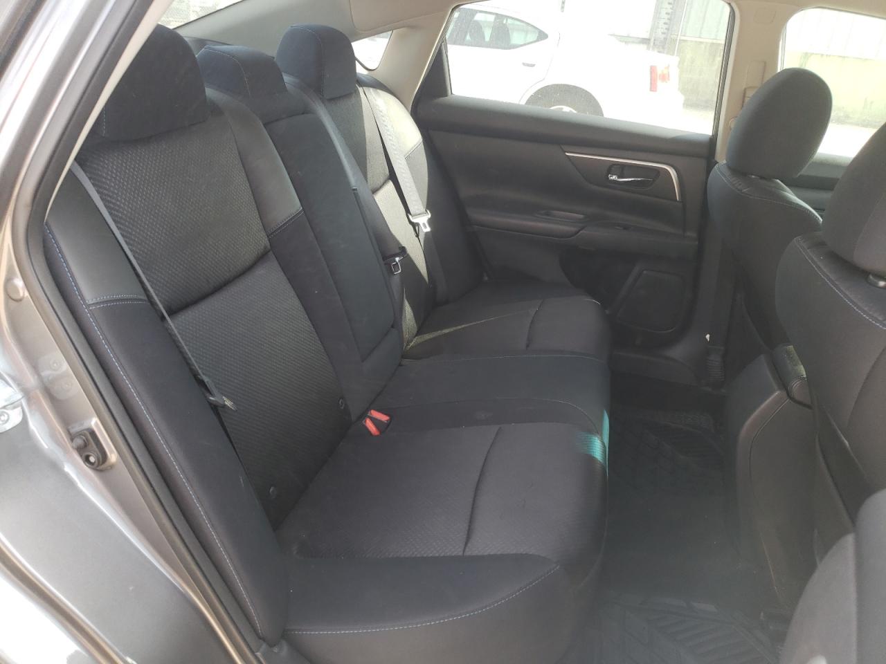 Photo 6 from auction – 2016 NISSAN ALTIMA 2.5 with VIN 1N4AL3AP1GC223073