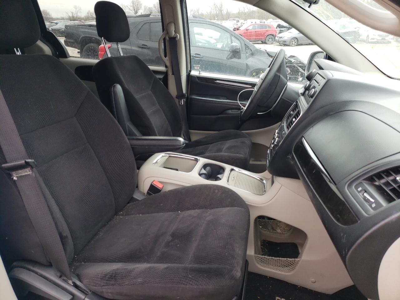 Photo 5 from auction – 2014 DODGE GRAND CARA with VIN 2C4RDGCG2ER214479