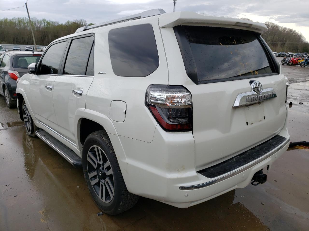 Photo 3 from auction – 2017 TOYOTA 4RUNNER SR with VIN JTEBU5JR9H5420955
