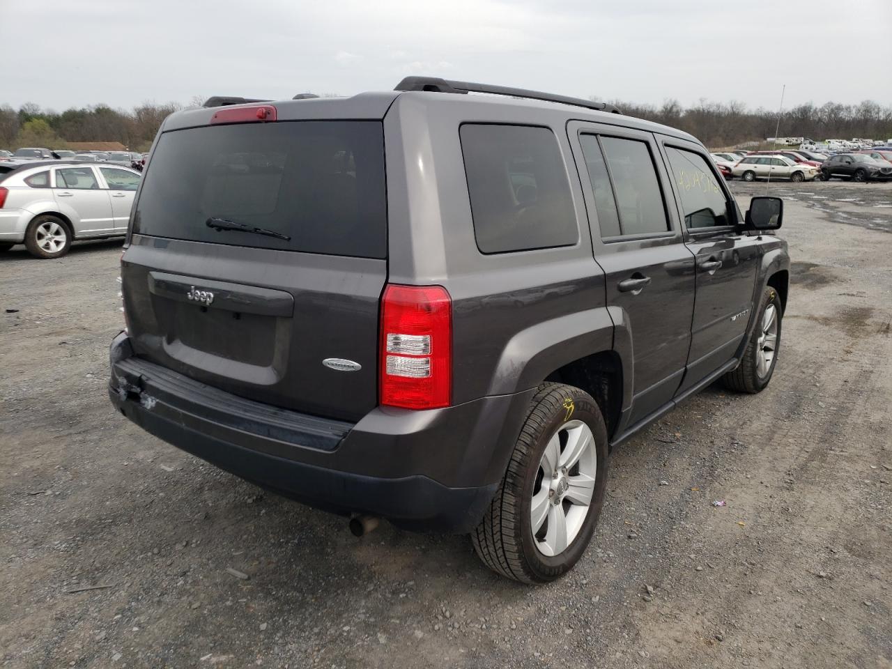 Photo 4 from auction – 2017 JEEP PATRIOT LA with VIN 1C4NJPFB4HD183640