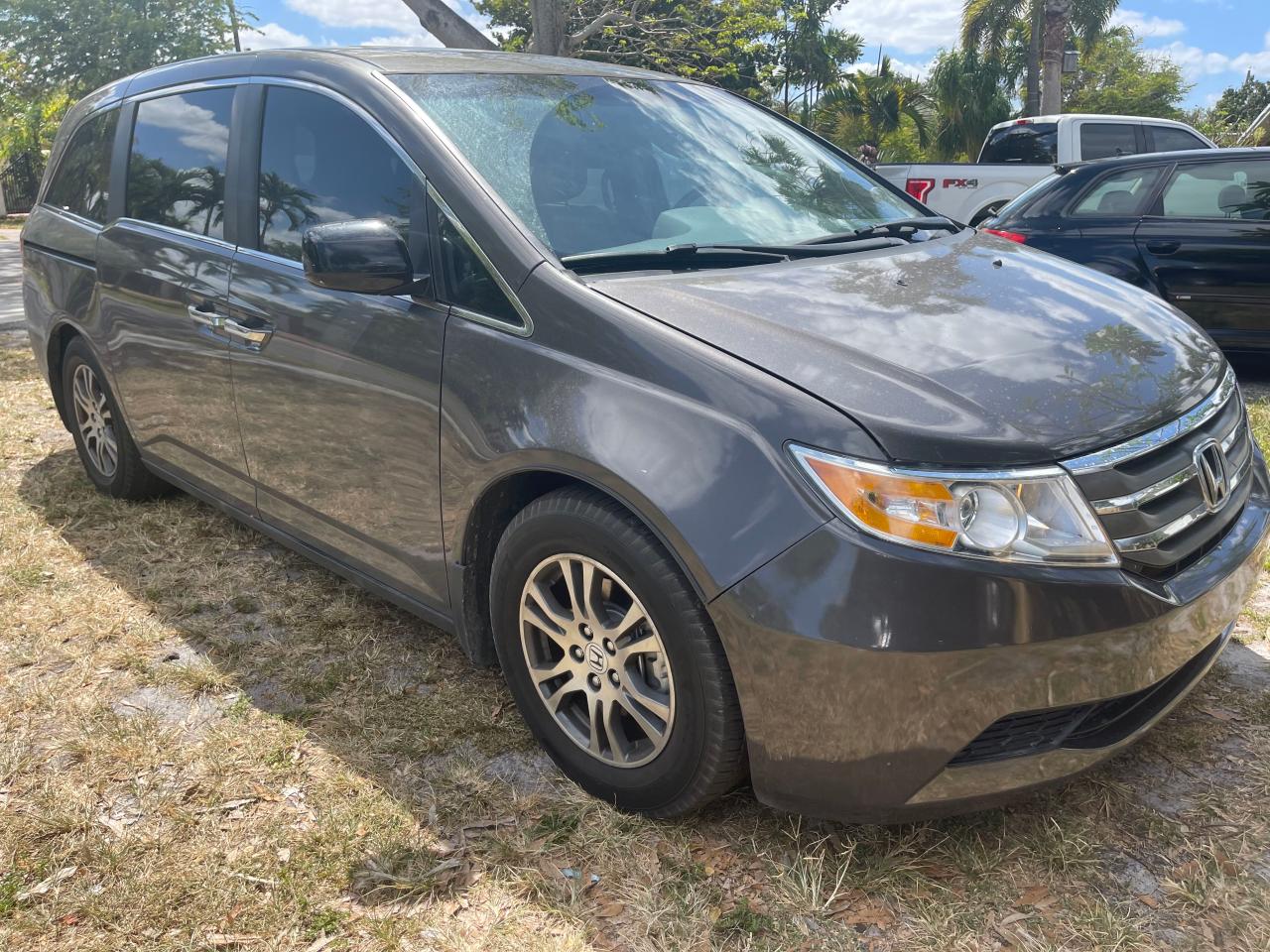 HONDA ODYSSEY EX 2013 with VIN 5FNRL5H66DB031572 - Photo from auction