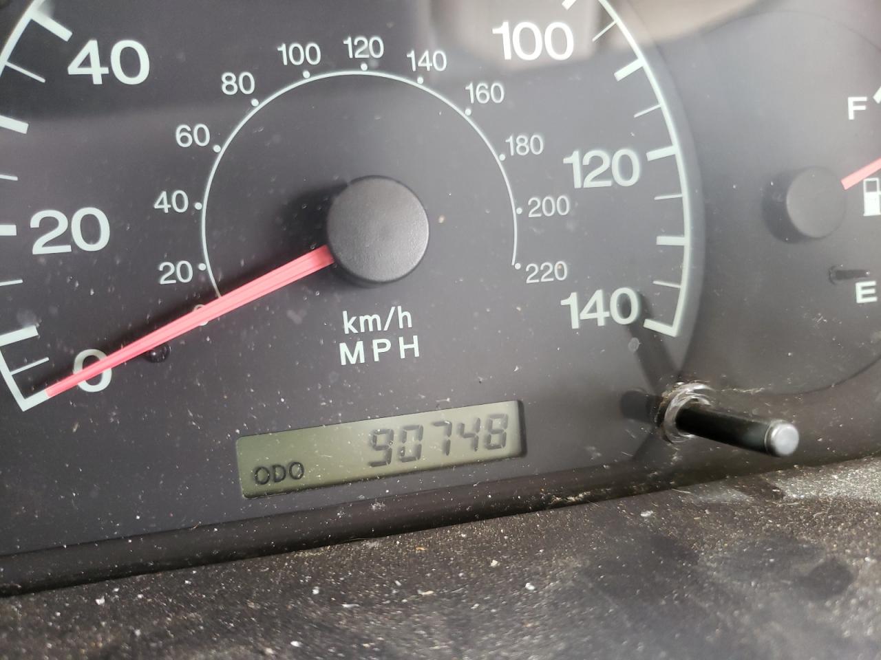 Photo 8 from auction – 2003 HYUNDAI ELANTRA with VIN KMHDN45D83U556121