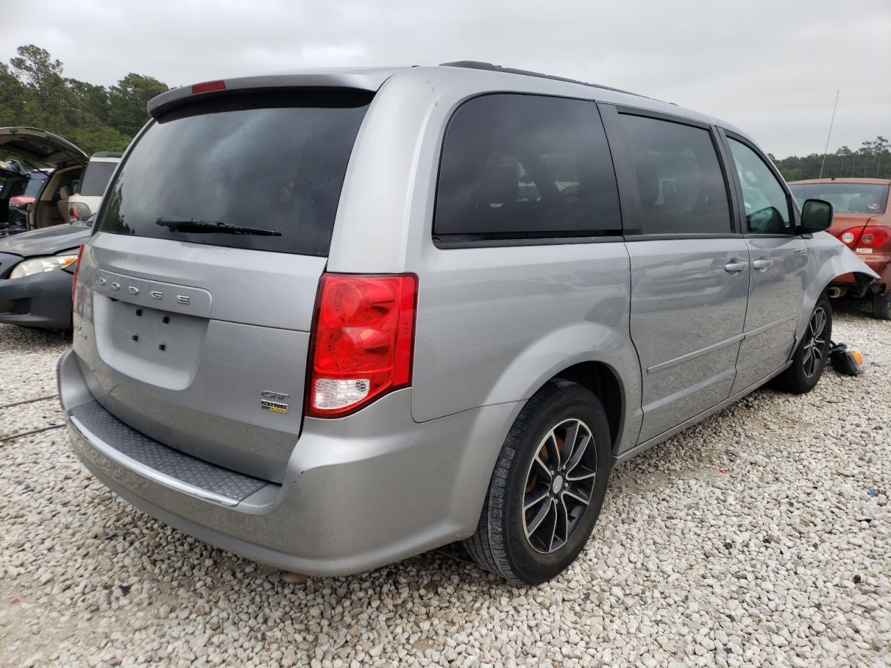 Photo 4 from auction – 2017 DODGE GRAND CARA with VIN 2C4RDGEG3HR769295