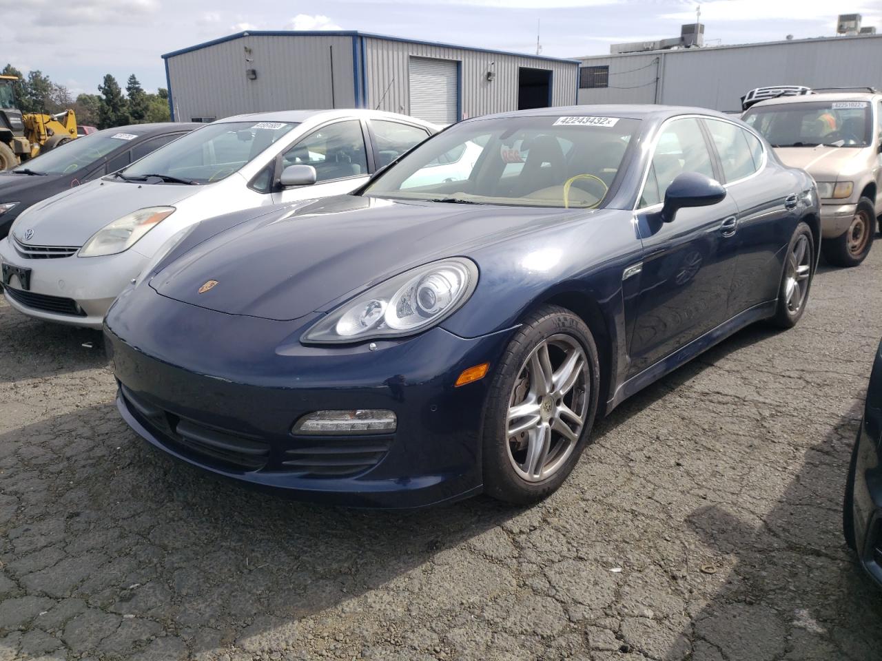 Photo 2 from auction – 2012 PORSCHE PANAMERA S with VIN WP0AB2A76CL061250