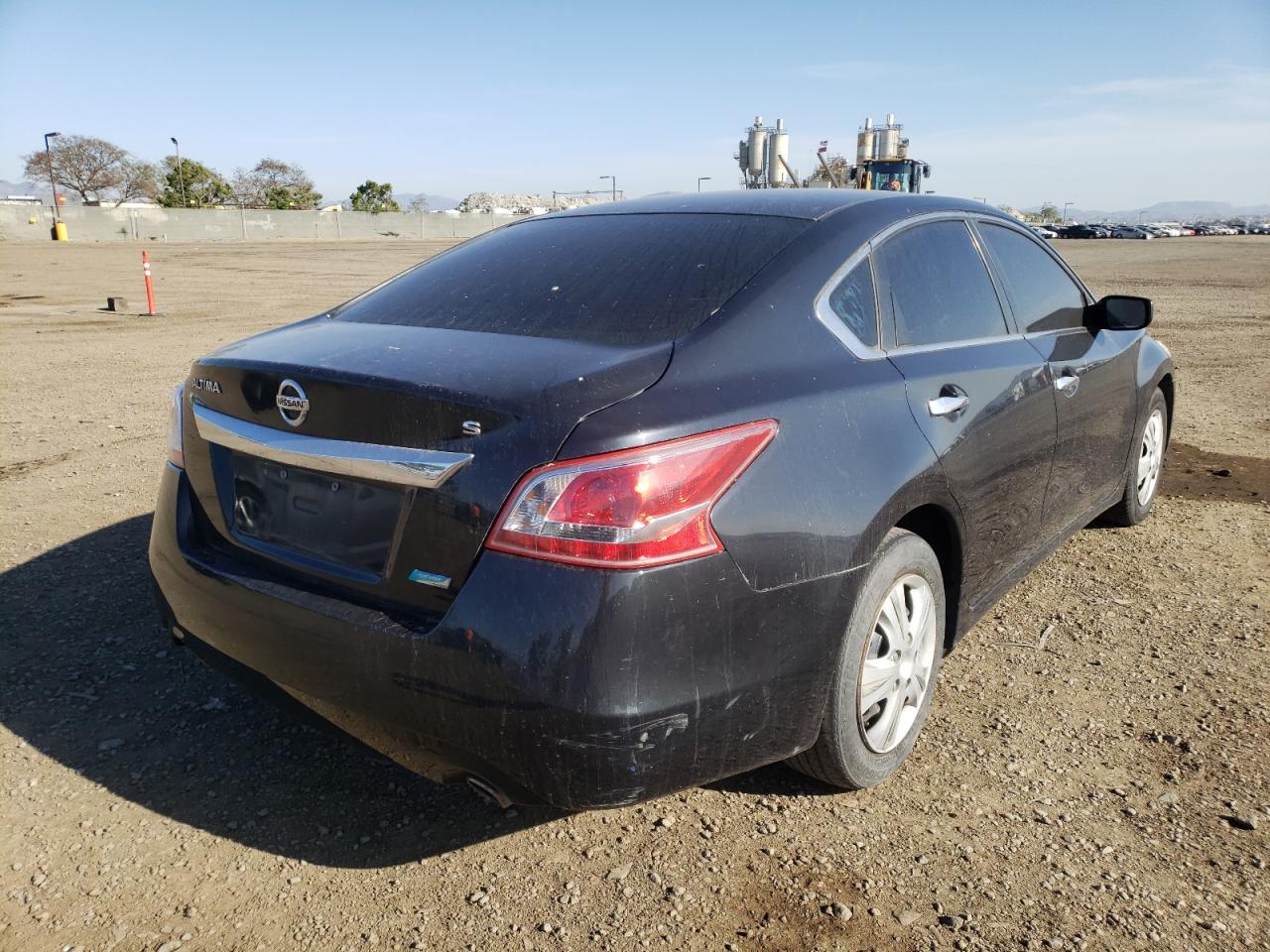 Photo 4 from auction – 2013 NISSAN ALTIMA 2.5 with VIN 1N4AL3AP5DN533419