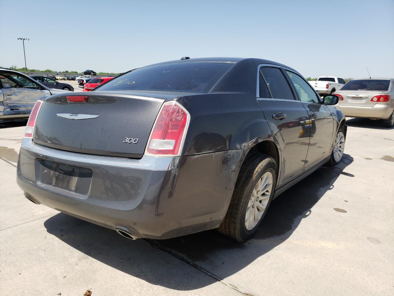 Photo 4 from auction – 2014 CHRYSLER 300 with VIN 2C3CCAAG4EH288845