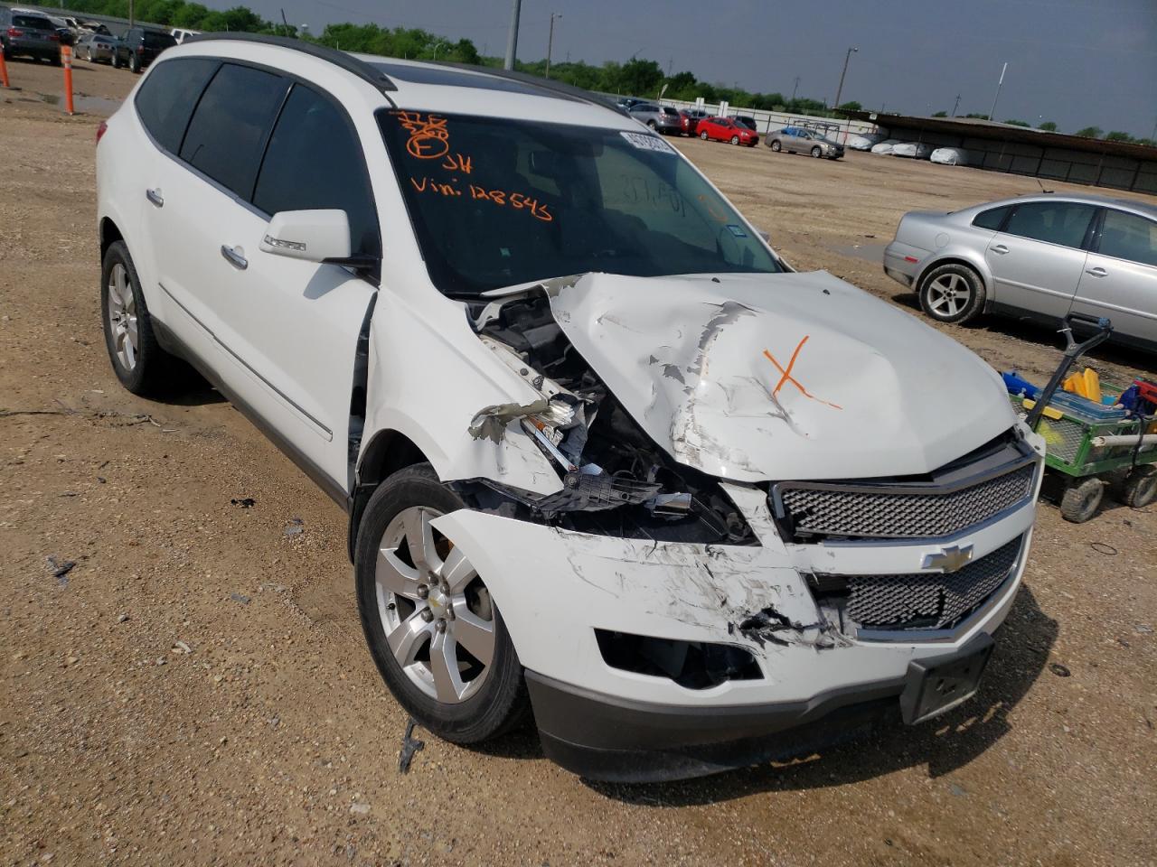 CHEVROLET TRAVERSE L 2010 with VIN 1GNLRHED8AS128545 - Photo from auction