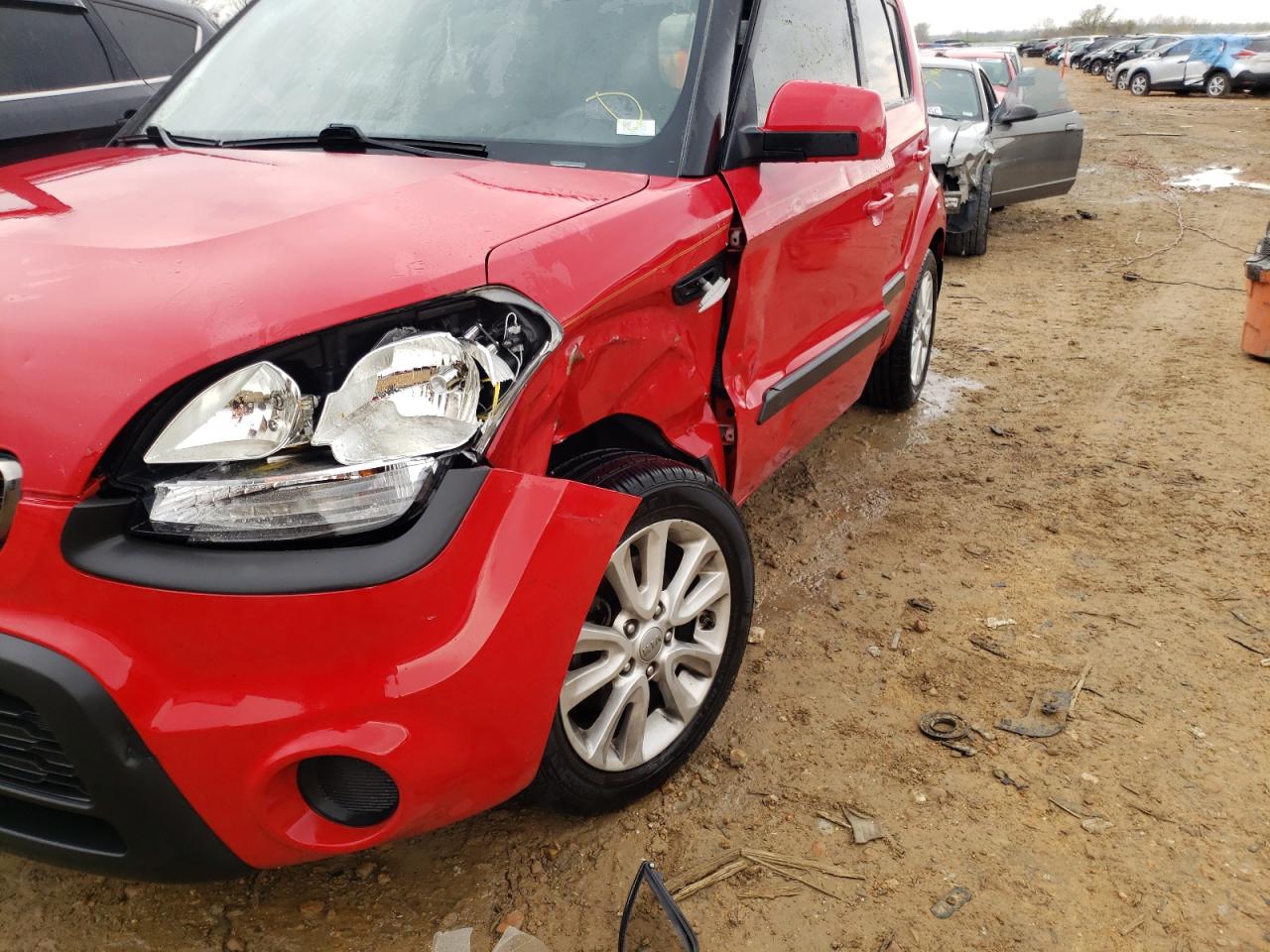 Photo 9 from auction – 2013 KIA SOUL with VIN KNDJT2A58D7625034